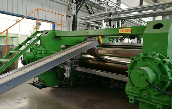 ���̰���